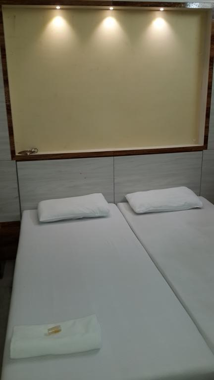 Hotel Rupasi Bangla Calcutá Quarto foto